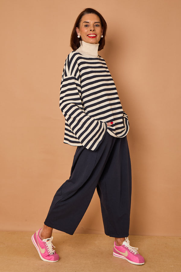 Marlo top in navy and beige