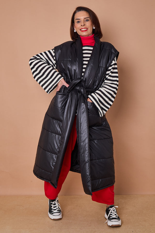 Estrella Long gilet in black