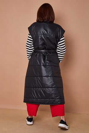 Estrella Long gilet in black