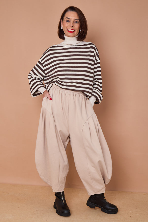 Della cocoon trousers in stone scuba fabric