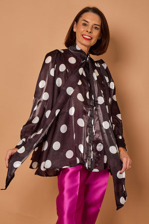 Lara shirt in black with white polka dots