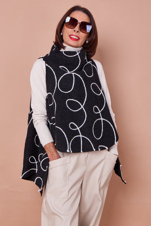 Portobello Tank top in black and cream