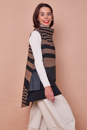 Shirley Waterfall top in mocha and black