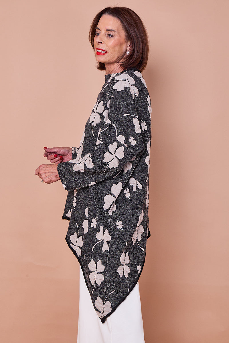 Lulabell waterfall top in black and beige