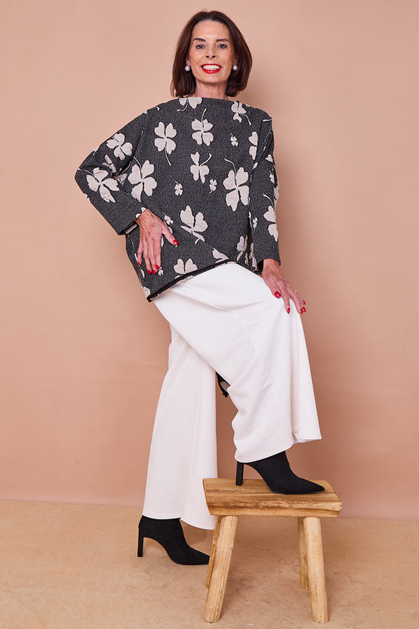 Lulabell waterfall top in black and beige