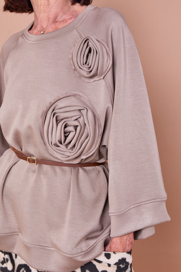 Dora oplay flower top in mocha