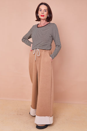 mattia layering top in black and chocolate