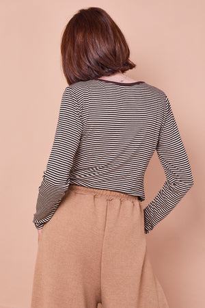 mattia layering top in black and chocolate