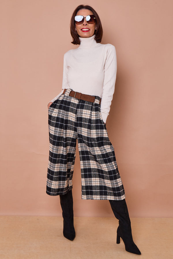 Patchouli roll neck top in cream