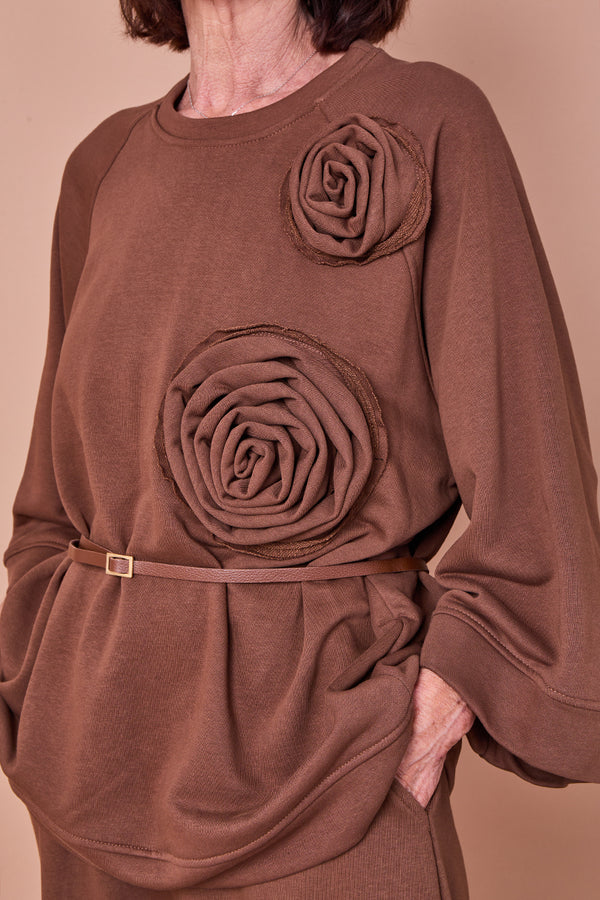 Dora oplay flower top in chocolate