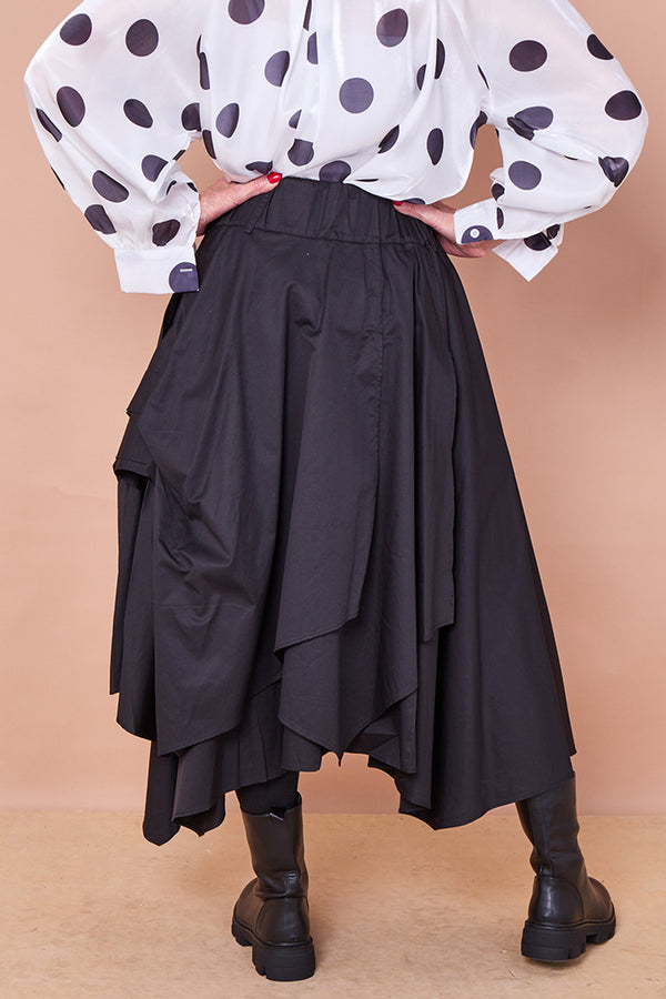 Lara skirt in black