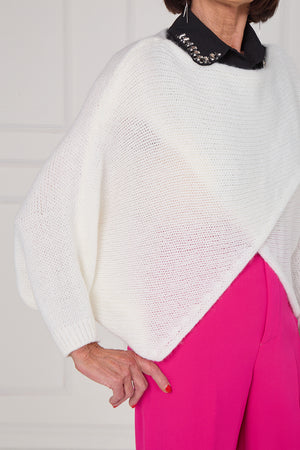 Tara crossover knitwear in cream