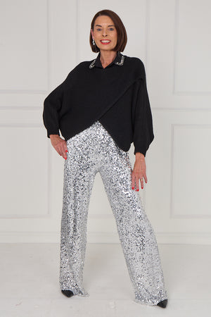 Tara crossover knitwear in black