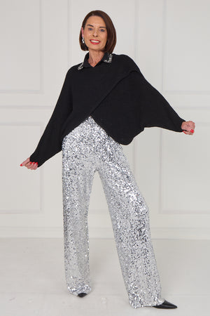 Tara crossover knitwear in black