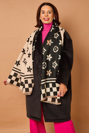 Alberto reversible scarf in black and beige
