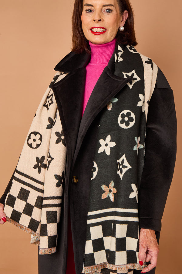 Alberto reversible scarf in black and beige