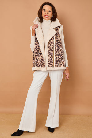Jena gilet in leopard print