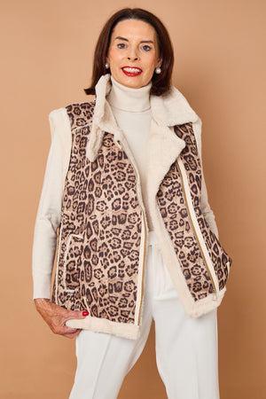 Jena gilet in leopard print