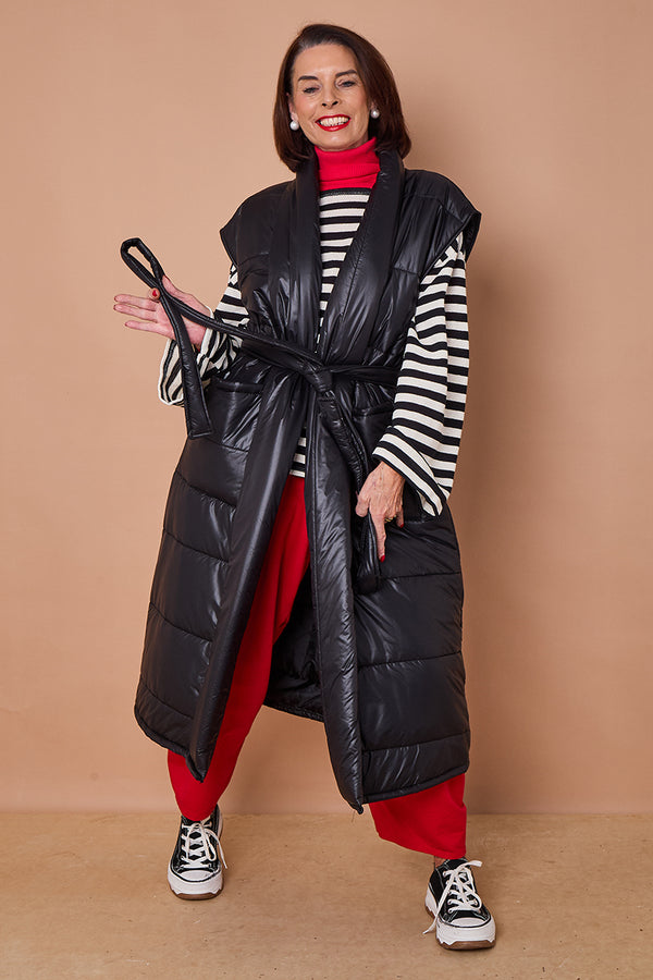 Estrella Long gilet in black