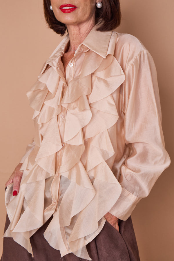 Coco ruffle shirt in beige