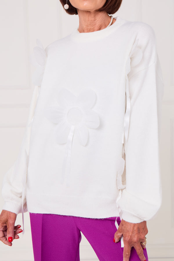 Ale 3D flower top in winter white