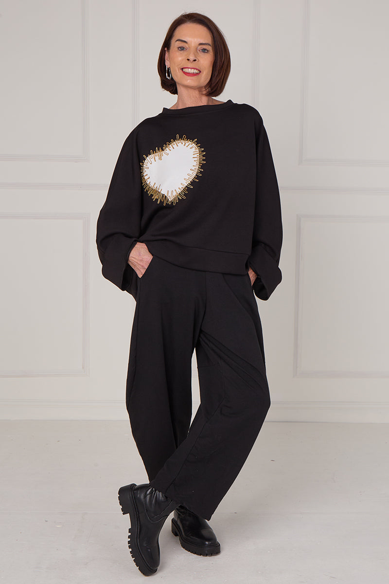 White heart top in Black