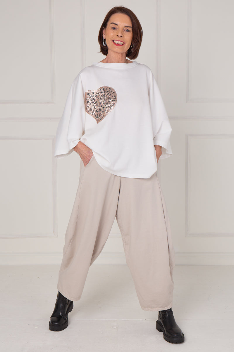 Heart to heart top in ecru
