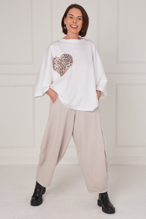 Heart to heart top in ecru