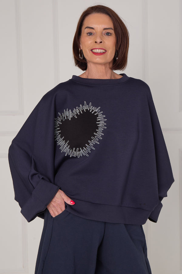 Black heart top in Navy