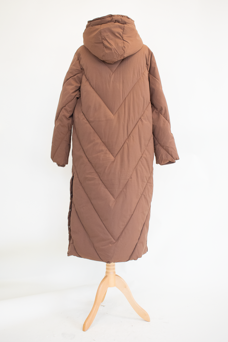 Loraya Hooded Puffer Coat with Quilted Design in Camel
