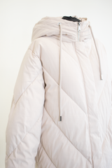 Loraya Hooded Puffer Coat with Quilted Design in Cream