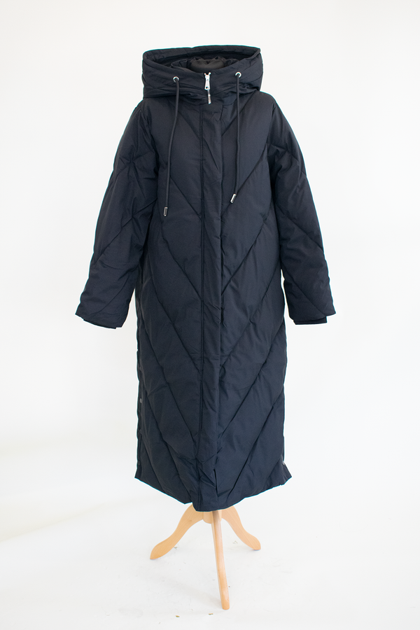Loraya Hooded Puffer Coat with Quilted Design in Black
