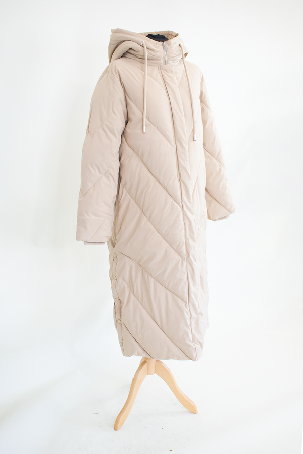 Loraya Hooded Puffer Coat with Quilted Design in Warm Beige