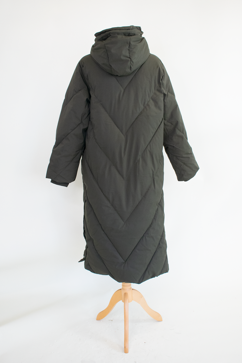 Loraya Hooded Puffer Coat with Quilted Design in Khaki
