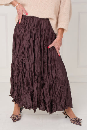 CHLOE CRINKLE SKIRT IN chocolate