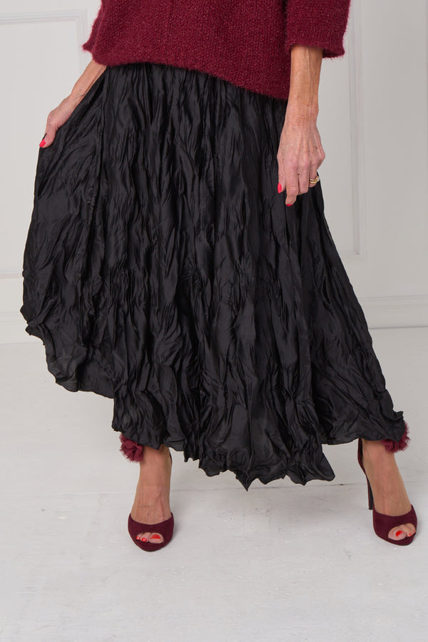CHLOE CRINKLE SKIRT IN BLACK