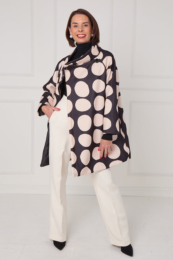 Fontana Jacket in black and beige with circles