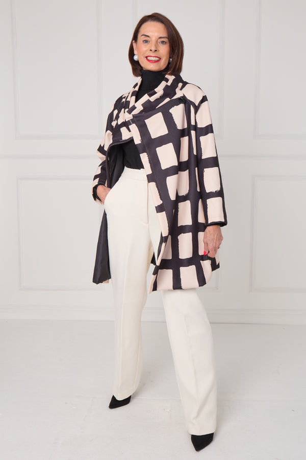Fontana Jacket in black and beige with squares