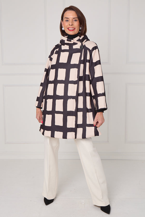Fontana Jacket in black and beige with squares