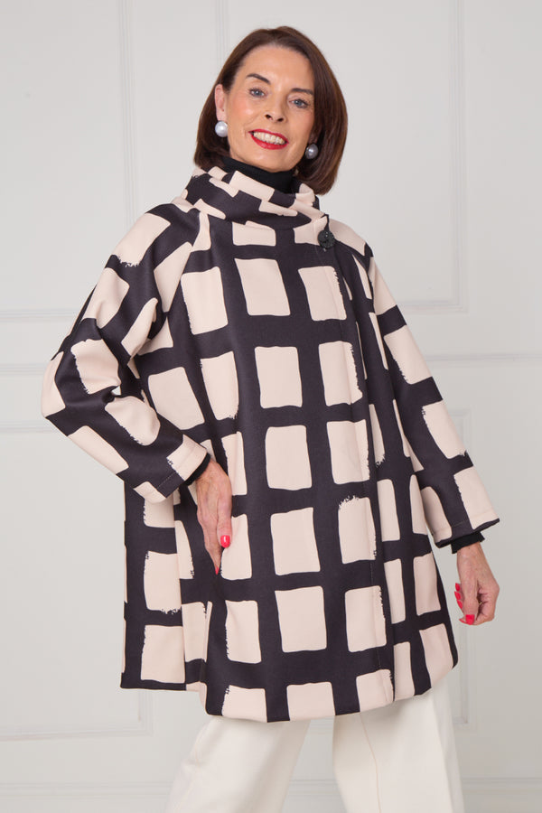 Fontana Jacket in black and beige with squares