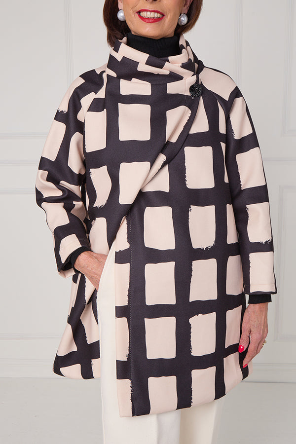 Fontana Jacket in black and beige with squares