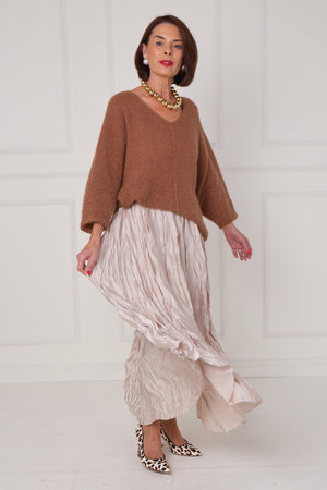 CHLOE CRINKLE SKIRT IN beige