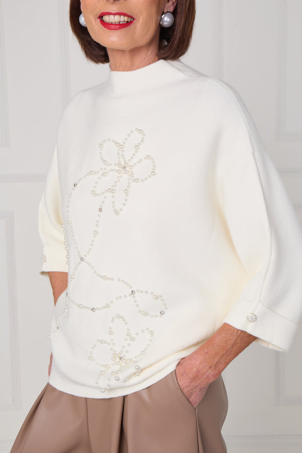 Dorothy knitwear in ecru