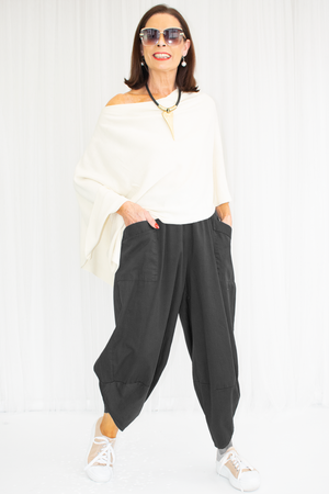 CORSE BALLOON Trouser IN BLACK