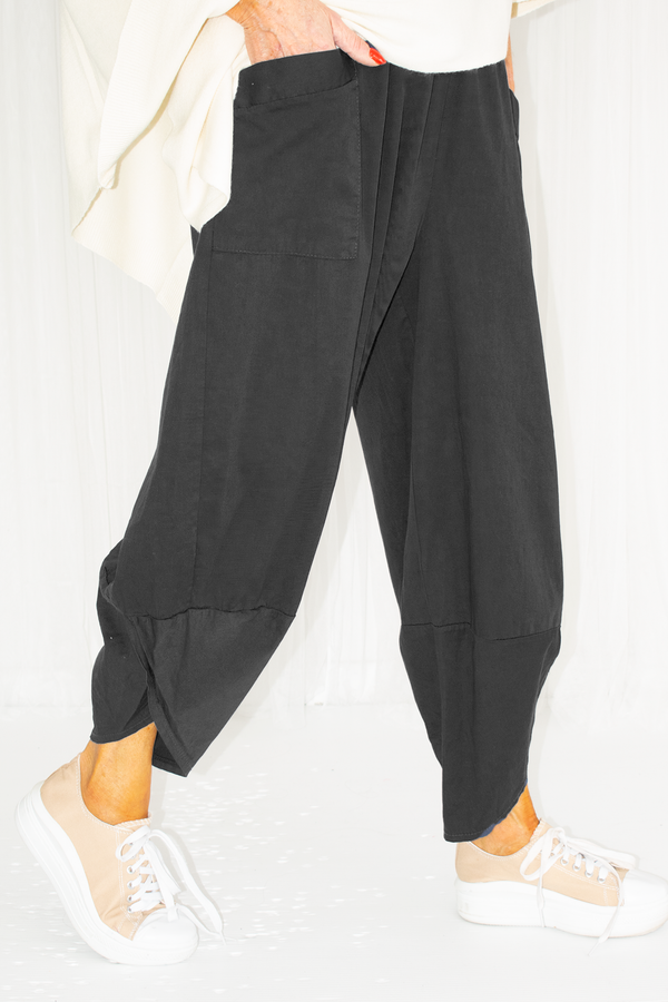 CORSE BALLOON Trouser IN BLACK