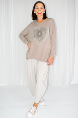 Evelyn V-neck jumper with heart stud motif in Mocha