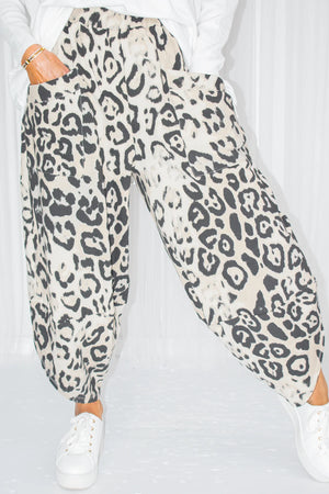 TRIXIE TWO POCKET COCOON TROUSER IN CHEETAH PRINT PREORDER 25TH AUGUST