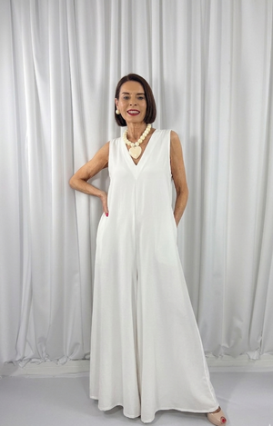 Cortina Jumpsuit in white