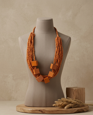 Atmore necklace in orange