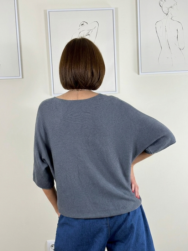 Saliyan knitwear in slate grey - Bond Street Store